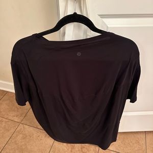 Lululemon back in action tshirt